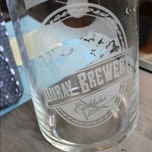 Meet your Posher, Darcy